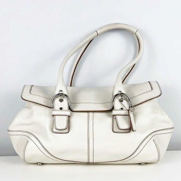 Coach White East West Buckle Leather Soho Hampton Shoulder Bag 9636 - Picture 1 of 15